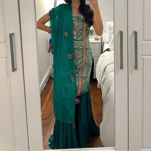 Elegant Green Embellished Pakistani Outfit